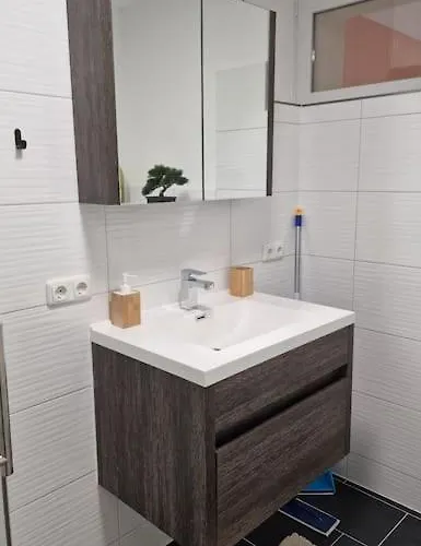 Grosszuegige Peter In Barenstein